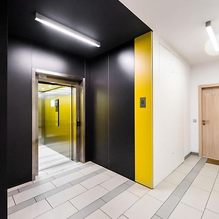 Wola Luxury Wooden Apartment 华沙 外观 照片