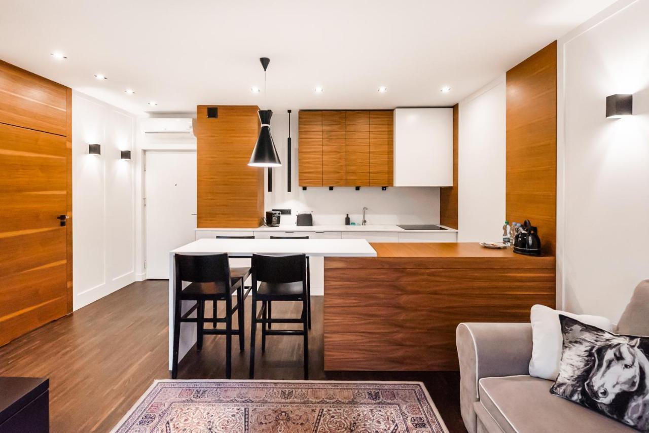 Wola Luxury Wooden Apartment 华沙 外观 照片