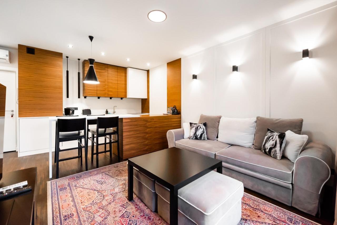 Wola Luxury Wooden Apartment 华沙 外观 照片
