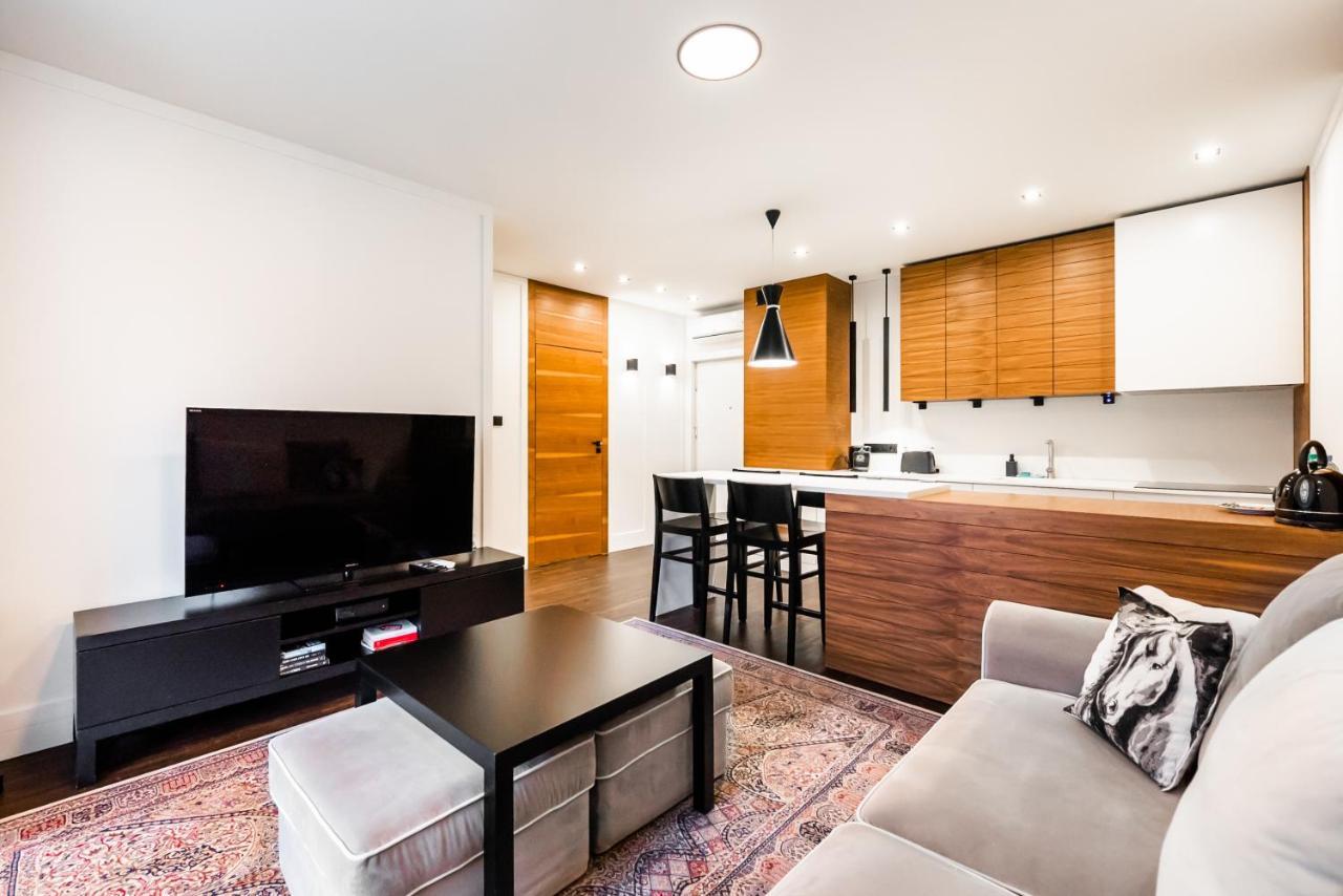 Wola Luxury Wooden Apartment 华沙 外观 照片
