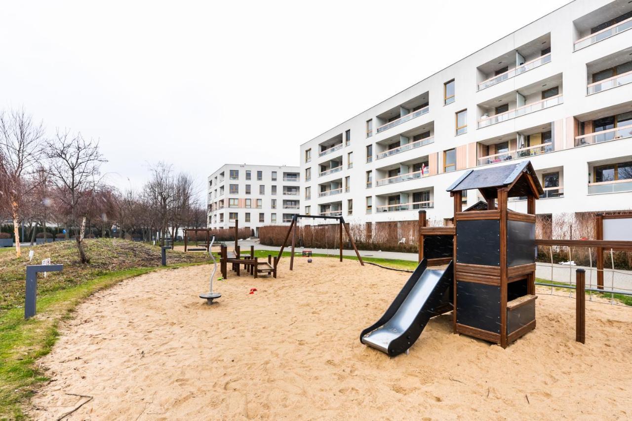Wola Luxury Wooden Apartment 华沙 外观 照片